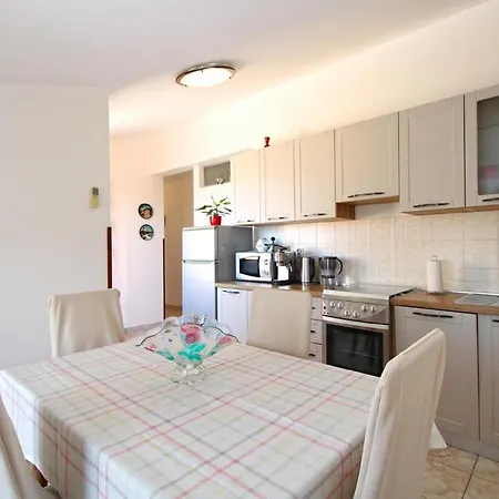 Fuer 4 Personen Ca 55 Qm In Fazana, Istrien Istrische Riviera Fažana