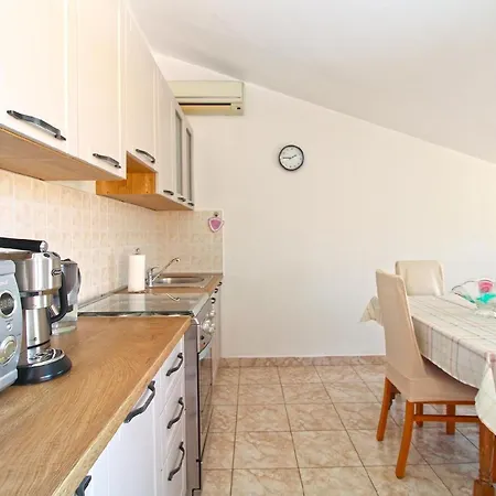 Apartman Fuer 4 Personen Ca 55 Qm In Fazana, Istrien Istrische Riviera Fazana