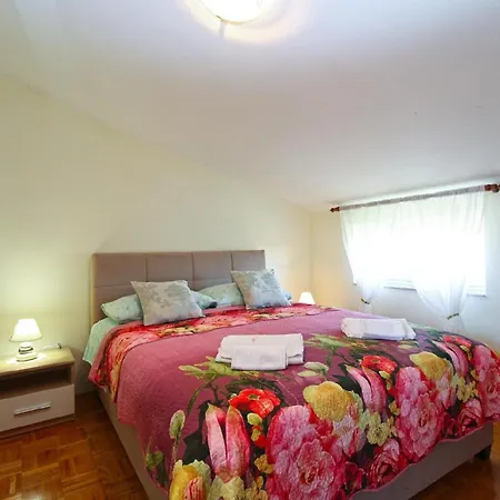 Fuer 4 Personen Ca 55 Qm In Fazana, Istrien Istrische Riviera Apartman Fazana